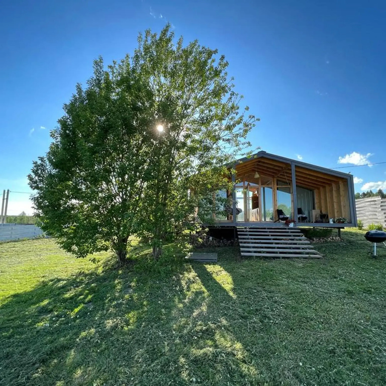 Superior Cottage