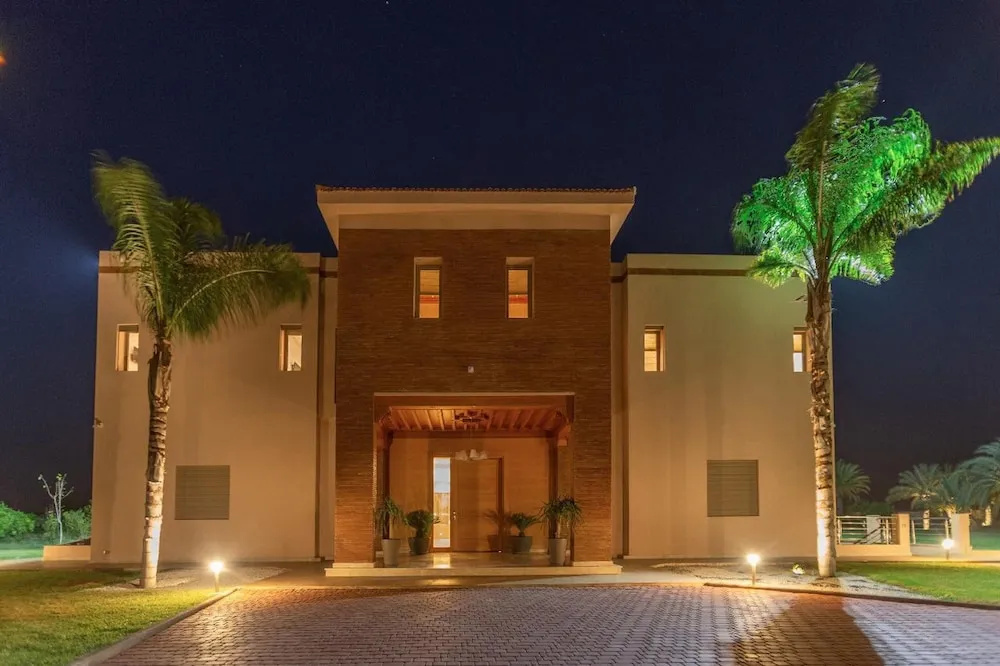 Villa With 7 Bedrooms in Marrakech, With Wonderful Mountain View, Priv