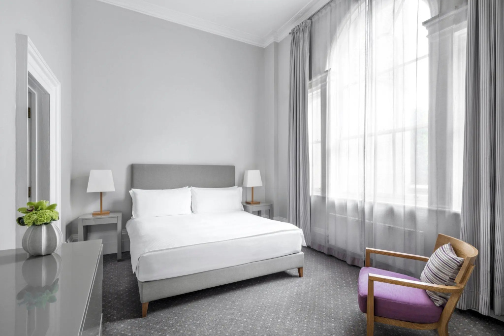 2 Bedrooms Residence