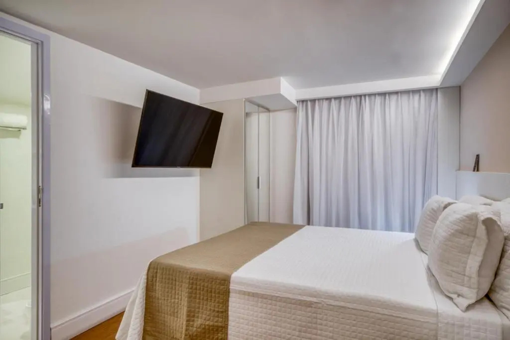 2 Bedrooms Brisa Flat