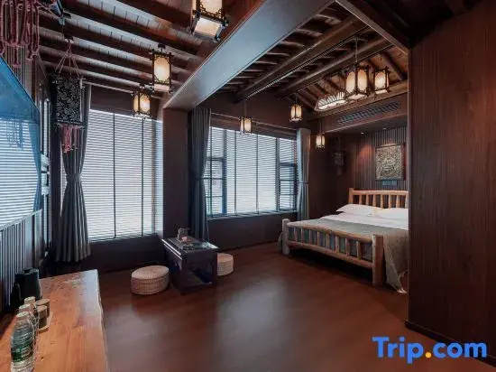 Standard Double Duplex room (full double bed)