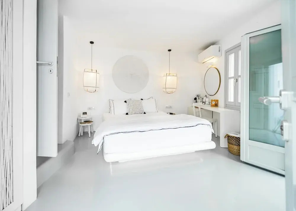 Deluxe Double room with balcony and with sea view (full double bed)