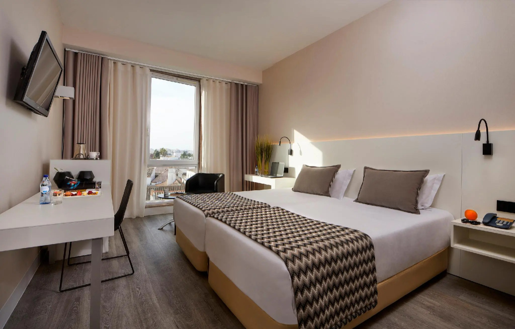 Occidental Faro Hotel - Chambres