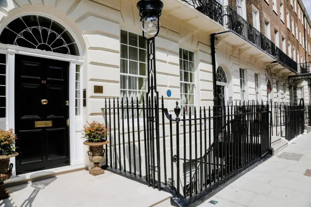 The Marble Arch Retreat - Modern & Central 1BDR Apartment