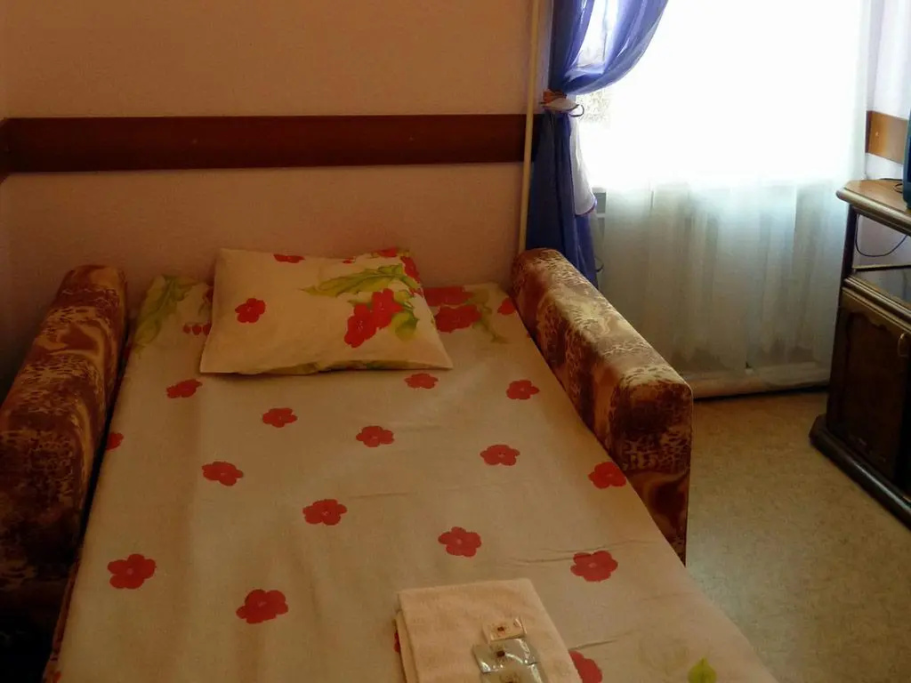 Economy room