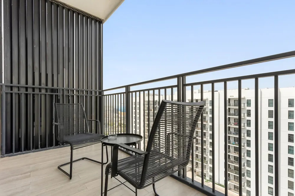 Silkhaus Luxury Canal View 1bdr Yas Island