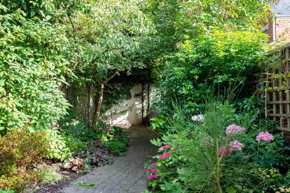 The Heart of Jericho - Bright Central 2bdr Home With Garden