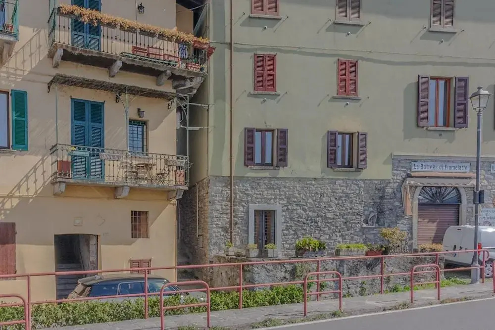 Al Porticciolo In Varenna