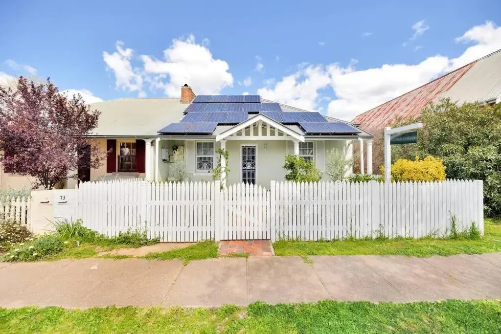Kuzman Cottage in the Heart of Mudgee