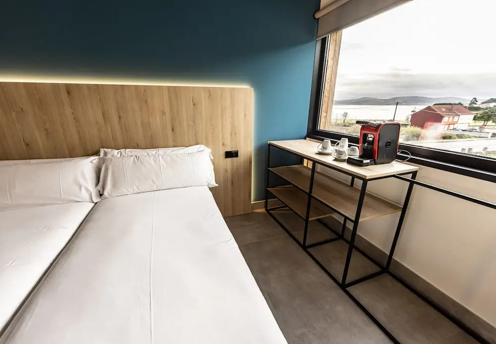 Superior Double room with sea view (full double bed)