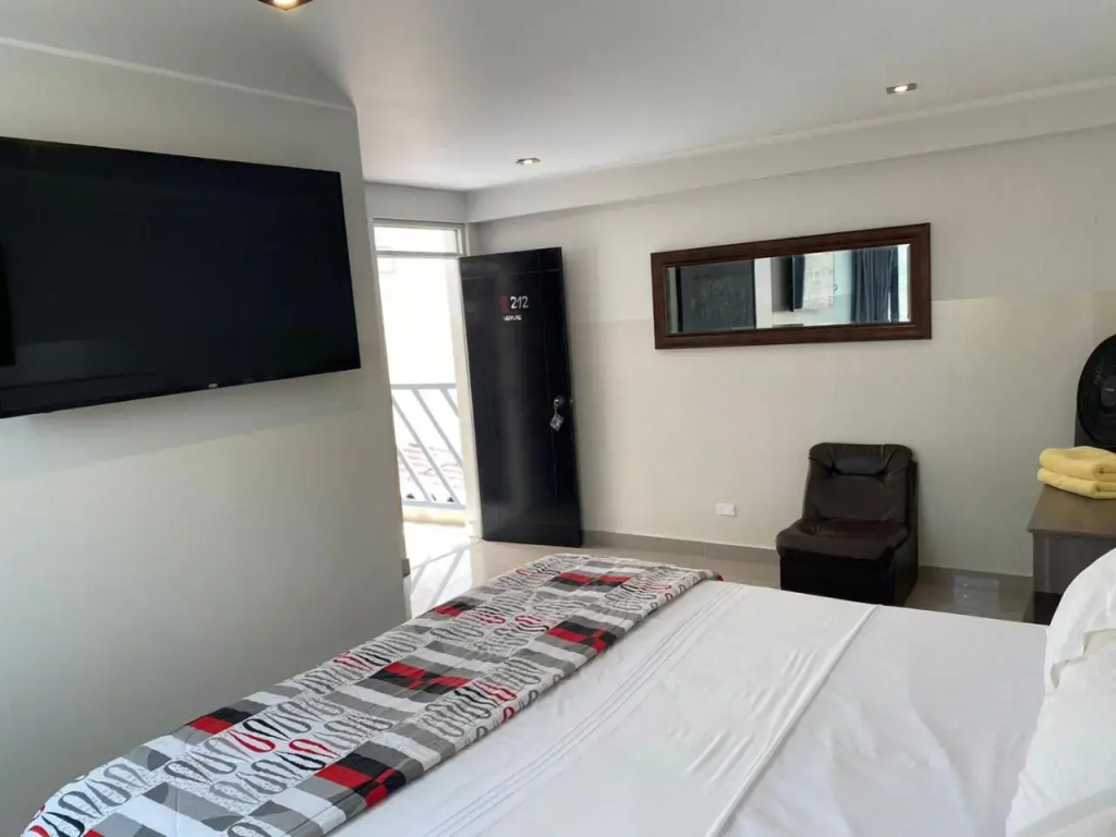 Hotel Venture - фото 3