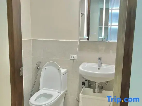 By Trixia BE Apartments, Luxury Studio Apartments near IT Park