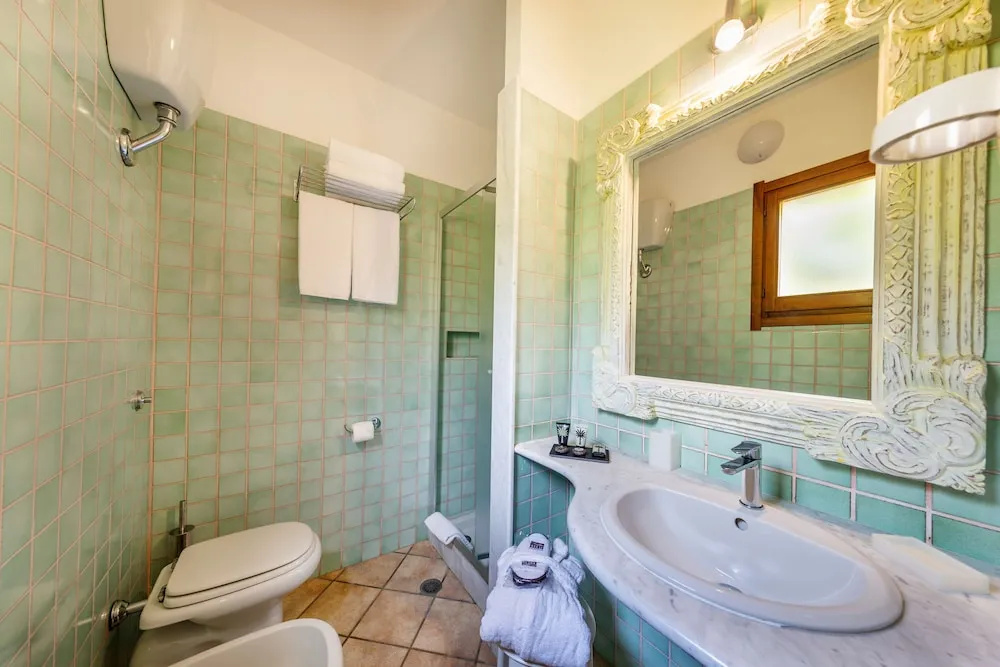 Double Cottage with sea view (full double bed)