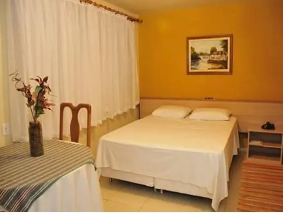 Double Suite (full double bed)