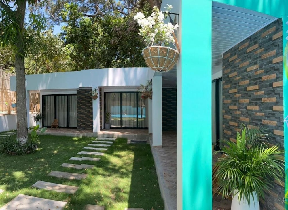 Roca Del Rio Hotel