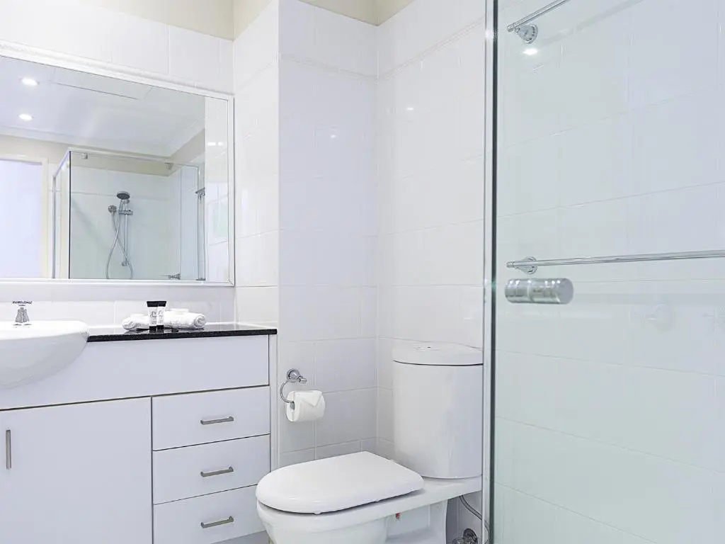3 Bedrooms Apartment with lake view