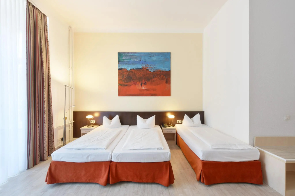 Comfort Double room (full double bed)