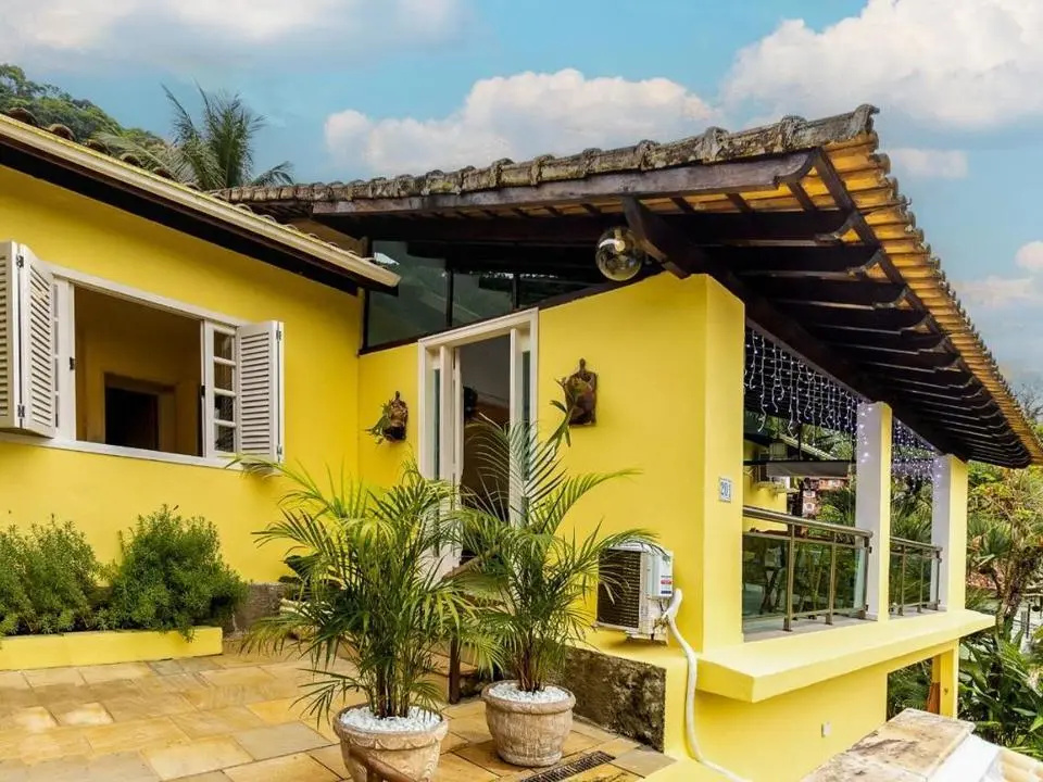 Casa Amarela