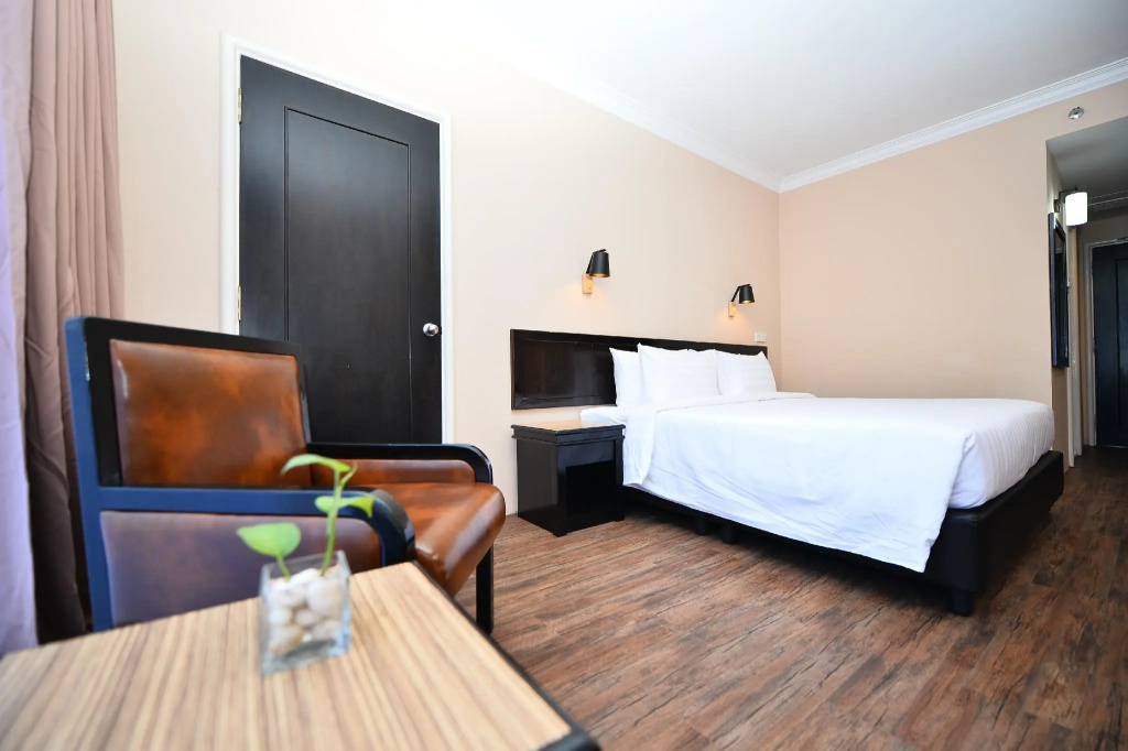 Superior Double room (full double bed)