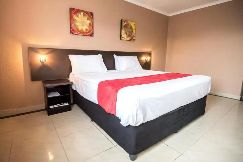 Sierra Square Hotel - Chambres
