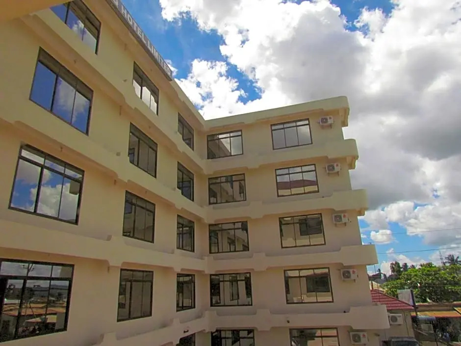 Fq Hotel - Chambres