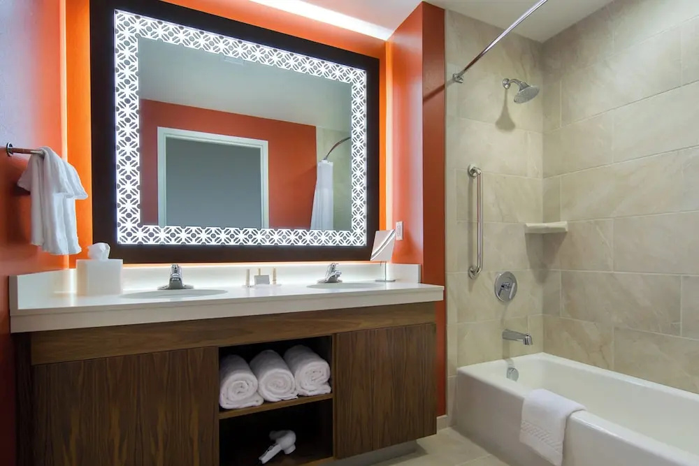 Courtyard by Marriott Anaheim Theme Park Entrance - Chambres