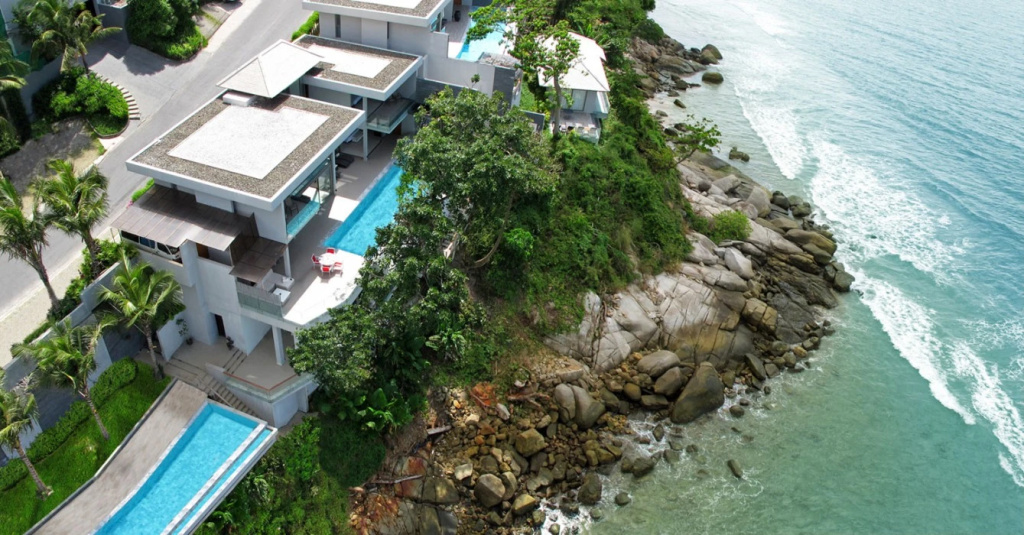 Beach & Waterfront