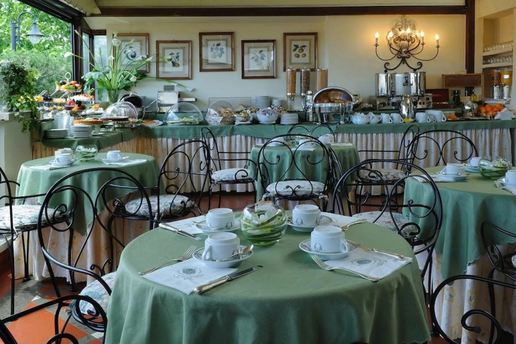 Hotel photo 20