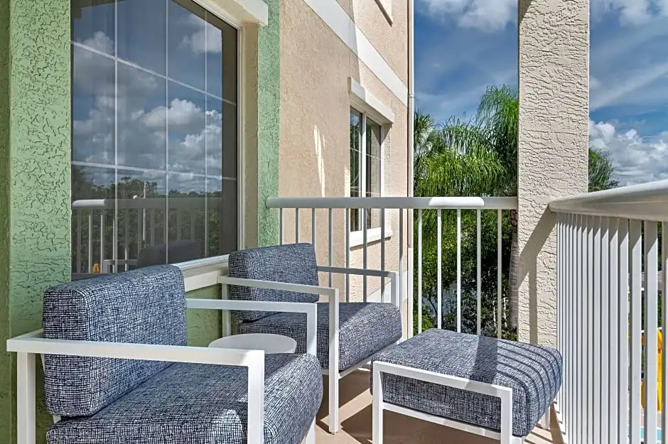 DoubleTree Suites by Hilton Naples - Chambres