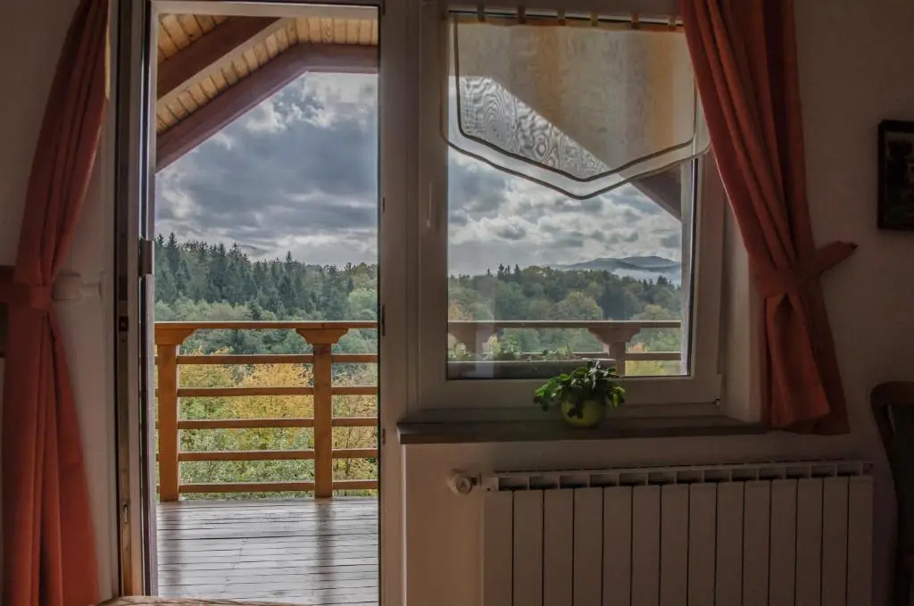Standard Double room with balcony (full double bed)