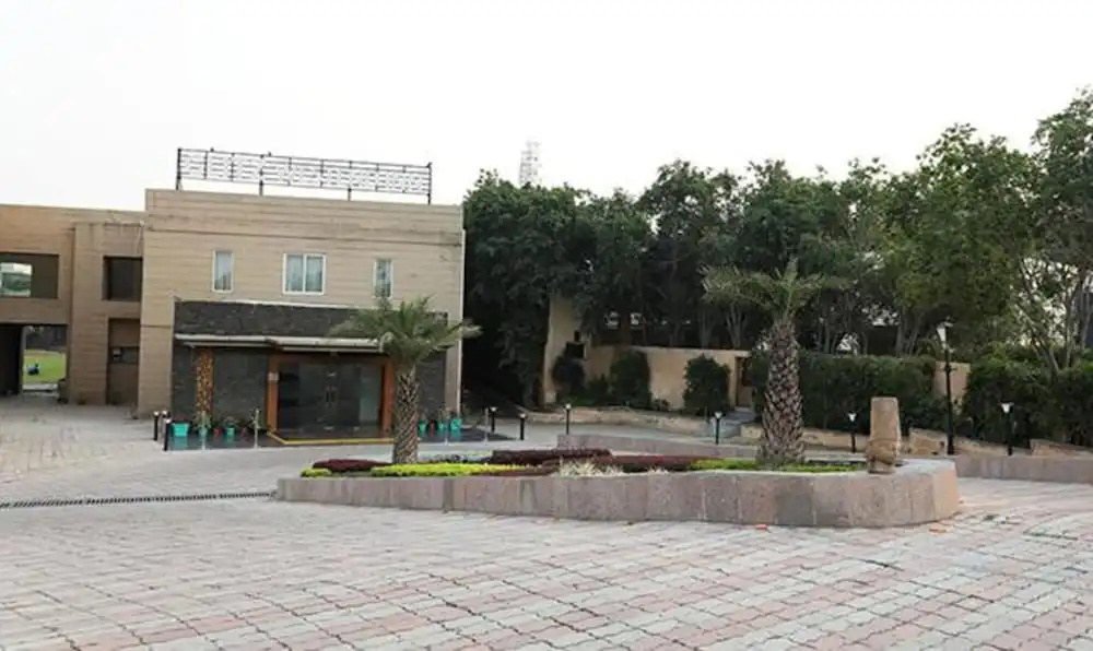 Fabhotel Prime Westend Inn