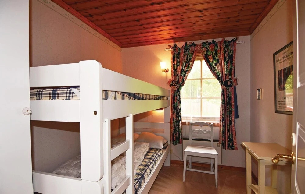 Stunning Home in Sjötorp With 2 Bedrooms and Wifi