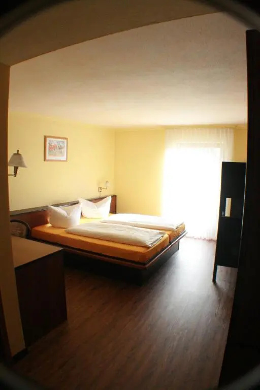Hotel Rebstock - Chambres