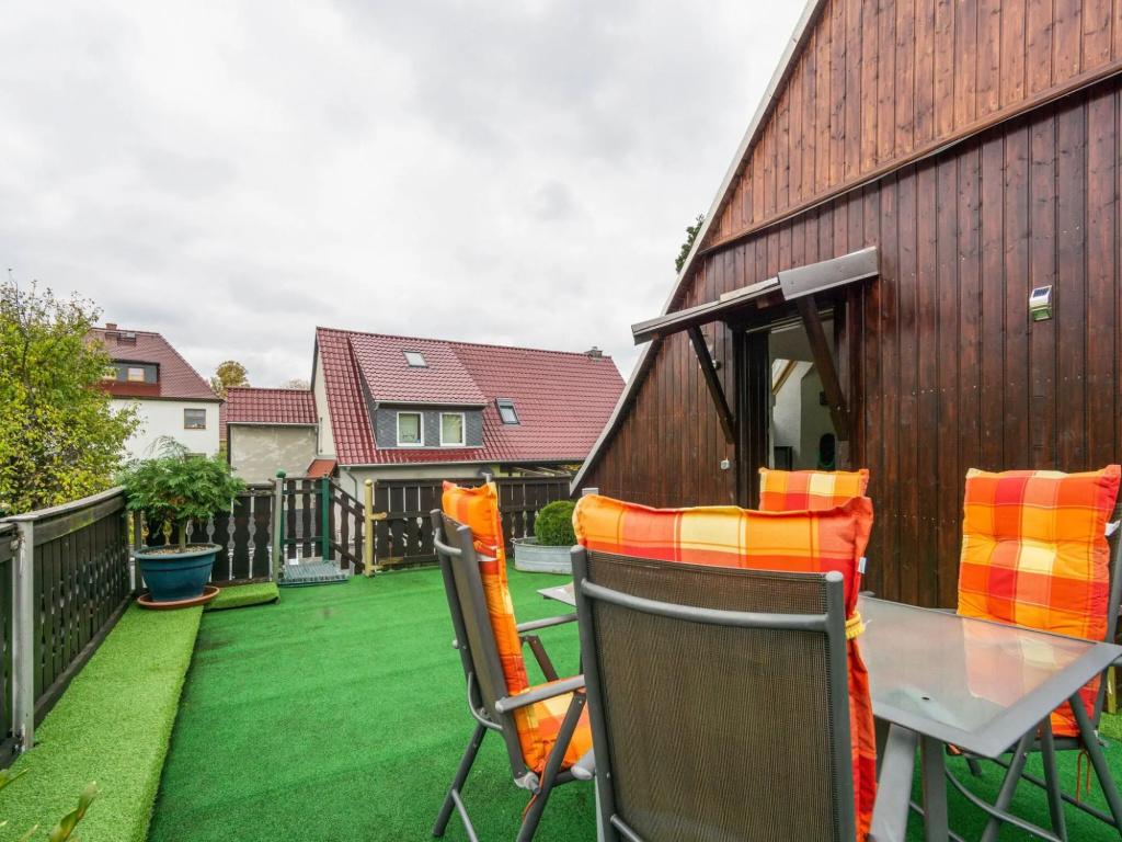 Cozy Apartment with Garden in Lichtenhain