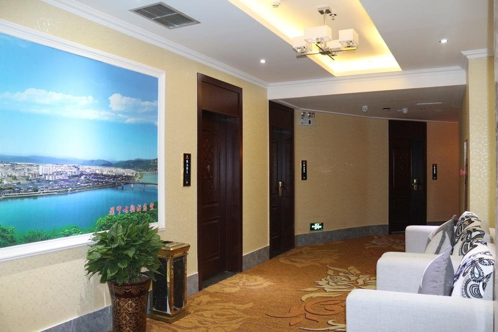 Langzhong Ancient Taste Hotel