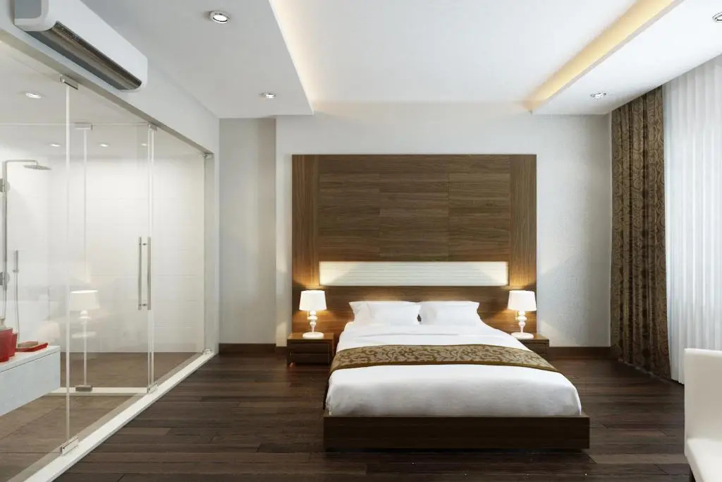 Deluxe Double room with city view (full double bed)