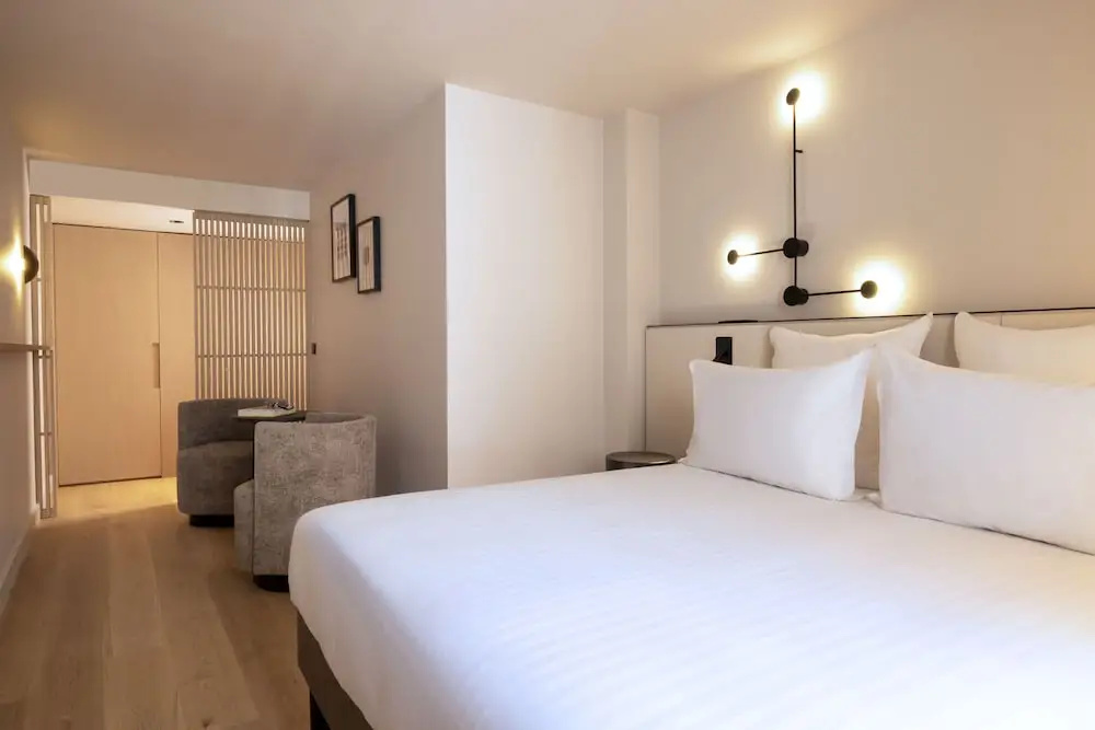 Superior Double room (full double bed)