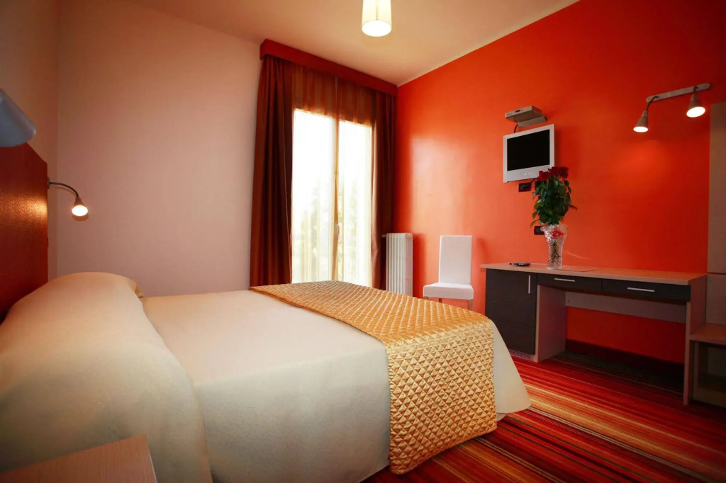 Hotel photo 30