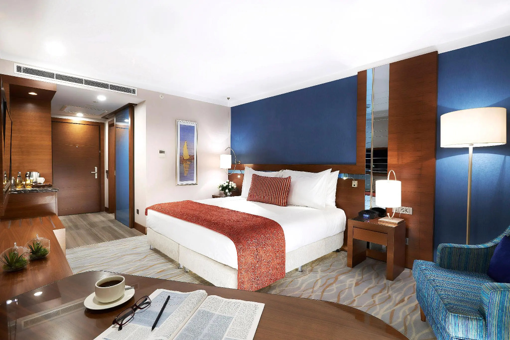 Superior Double room with sea view (full double bed)