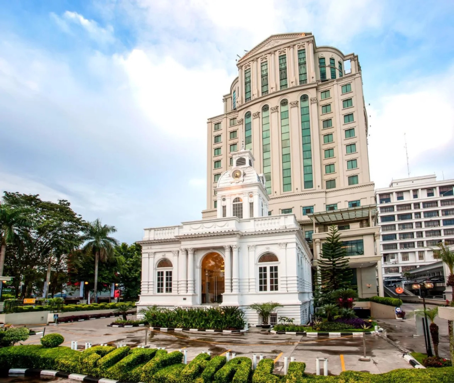 Grand City Hall Hotel & Serviced Residences