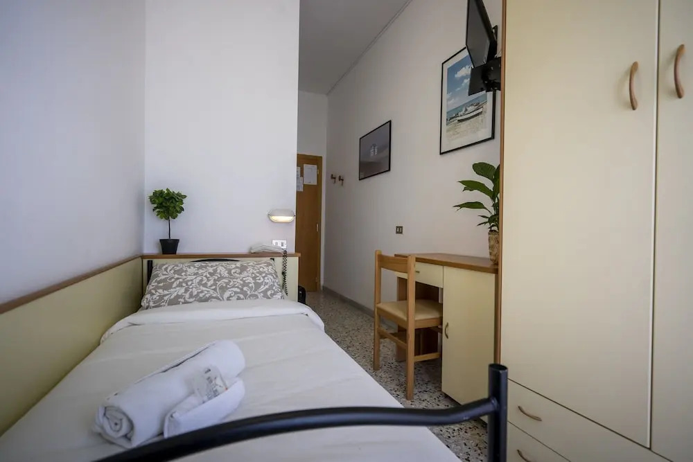 Номер Standard с балконом в Hotel Mamy
