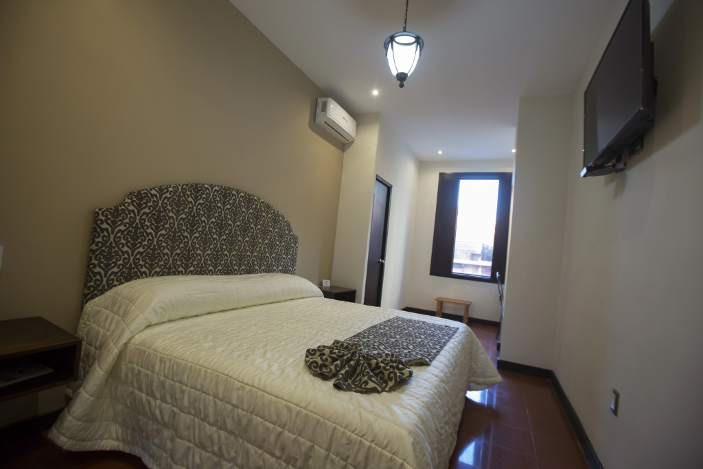 Hotel Merida — 3