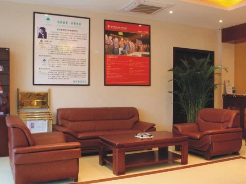 Lobby & Reception