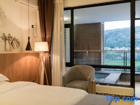 Standard room with balcony