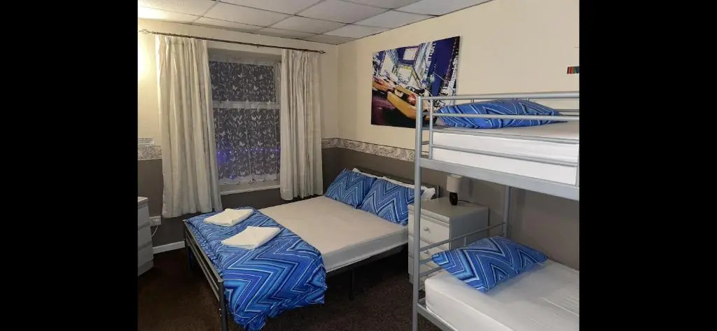 Standard Quadruple room with sea view