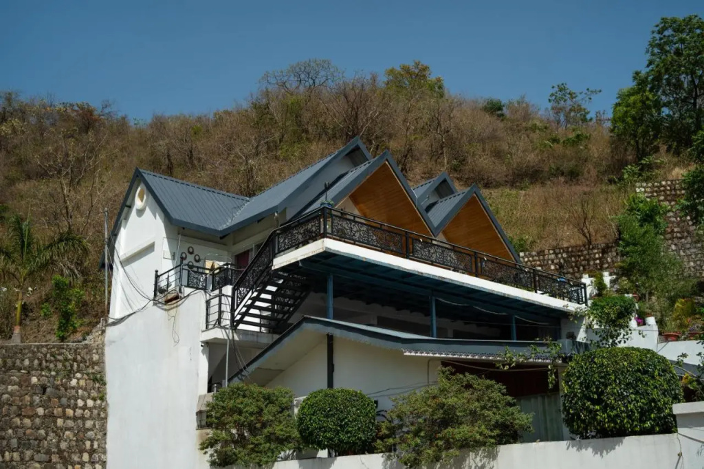 The Bougainvillea Retreat