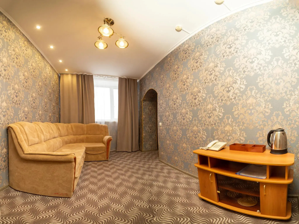 Moscow Room Type - Double Suite full double bed