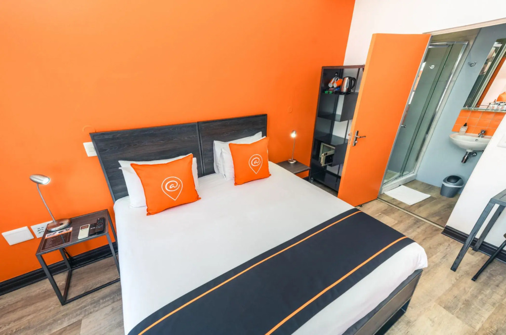 Never at Home Green Point - Hostel - фото 5