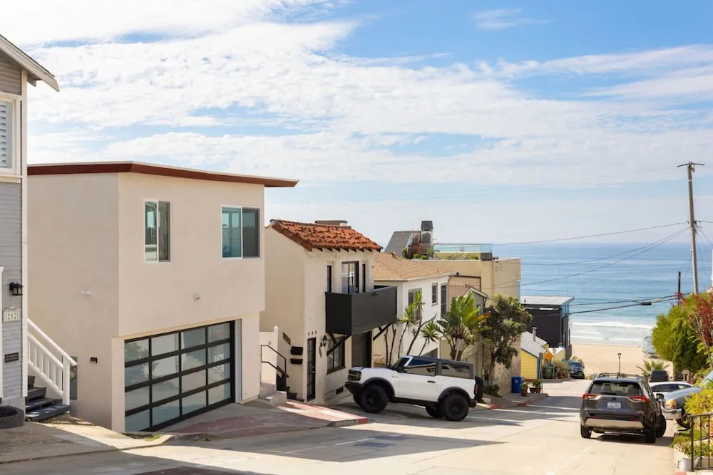 The Drift Manhattan Beach Luxury Design Steps to the Beach