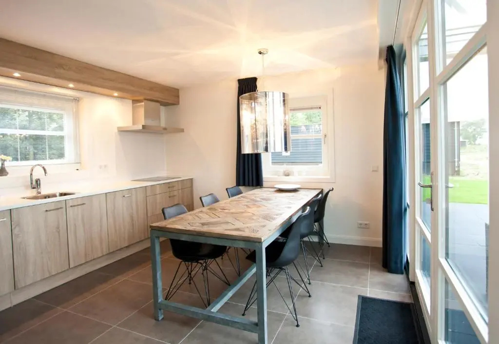3 Bedrooms Villa